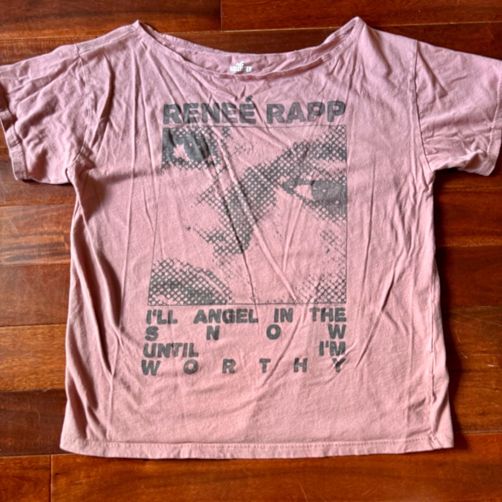 Hollister Renee Rapp Mauve Graphic Band Tee